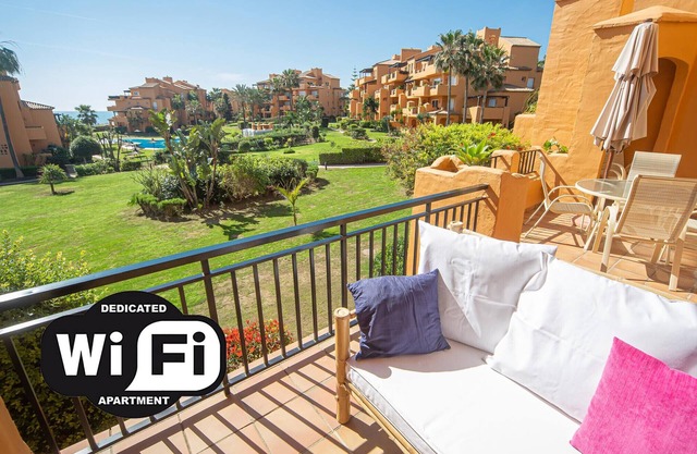 Los Granados de la Duquesa 2311