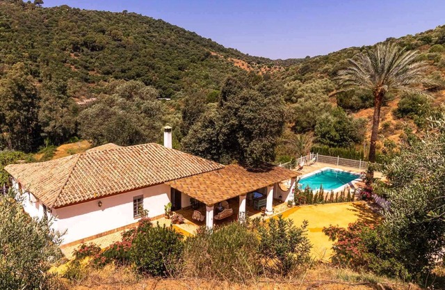 Los Menestrales Holiday Home at the bottom of Seville North Mountains
