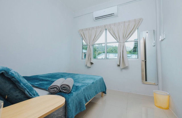 LOT 16 3-bedroom house in peaceful Ranau with WiFi, AC. Enjoy your stay