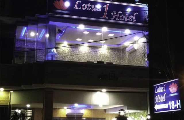 Lotus 1 Hotel