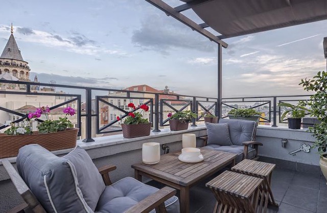 Louis Appartements Galata