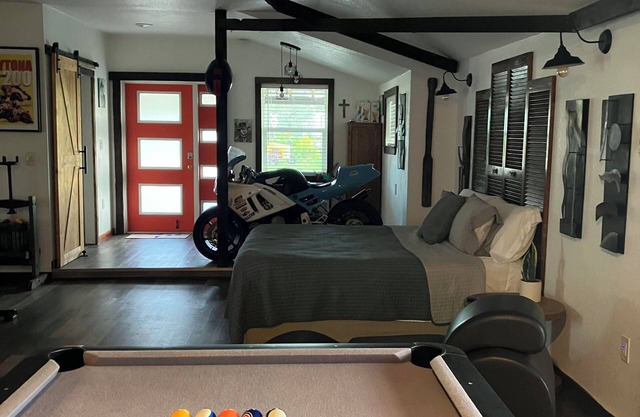 Love Cabin in amazing ArcadianA couple's destination