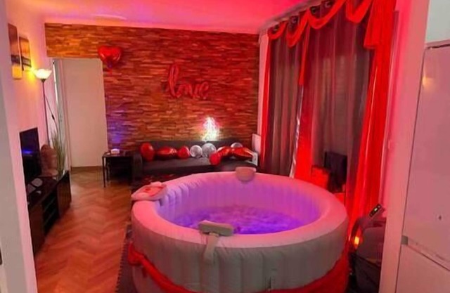 Love House SPA 4 - Paris 93