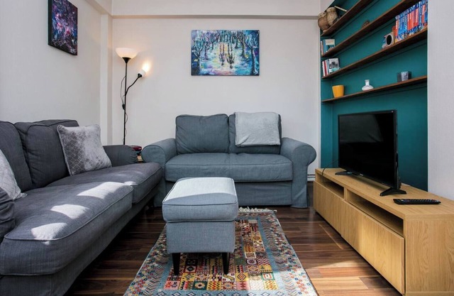 Lovely 1 Bedroom Apartment with Balcony in Dalston