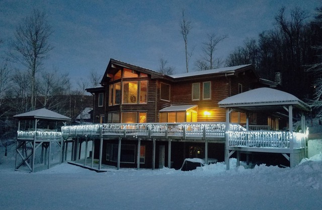 Lovely 10 bedroom home offers the perfect place for your next gathering.