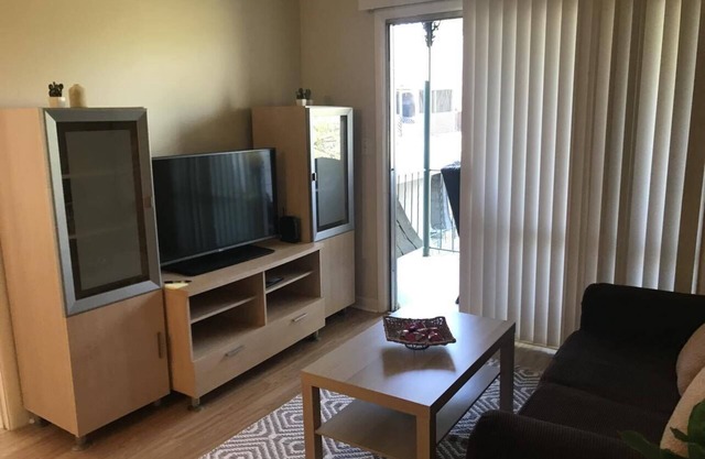 Lovely 1BR/1BA KING SUITE mins from downtown ATL!