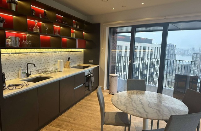 Lovely 2 Bed, 2 Bath - City Island