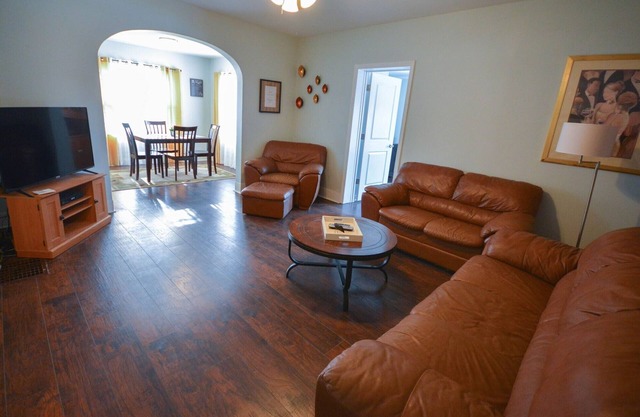 Lovely 2 bedroom apartment near St Mary's Hospital