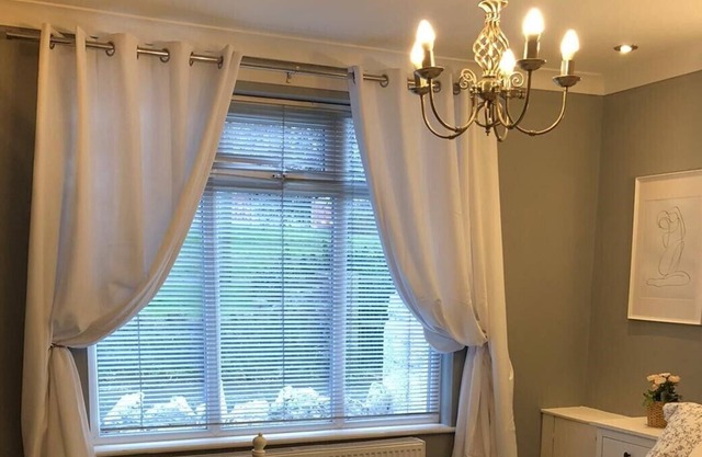 Lovely 2 Bedroom Coastal Apartment 5 mins from Morecambe Prom