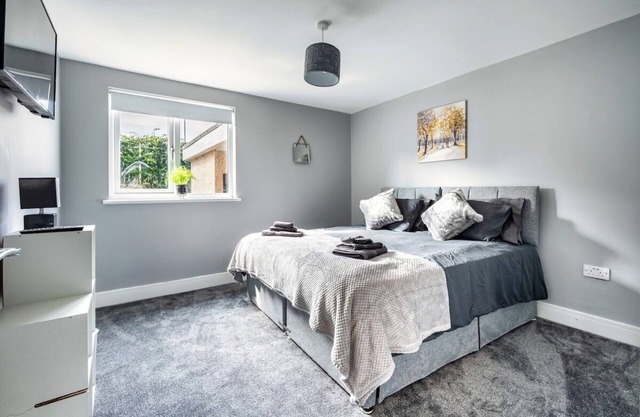 Lovely 3 bed flat in E. Kilbride