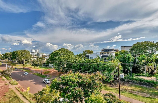 Lovely 3 bedroom apartment in the city
