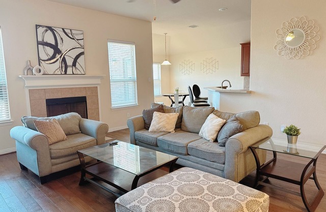Lovely 3-bedroom house in Arlington, Monthly discount