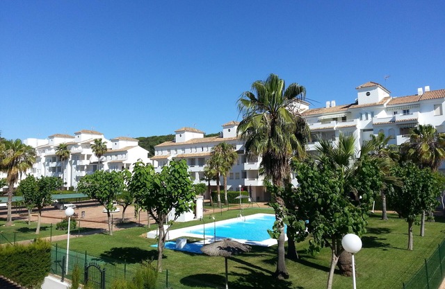 Lovely apartment 300 meters from the beach, modern, with 3 bedrooms, swimming pool