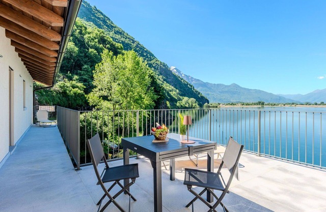 Lovely apartment for 4 people with A/C, WIFI, TV, balcony and parking