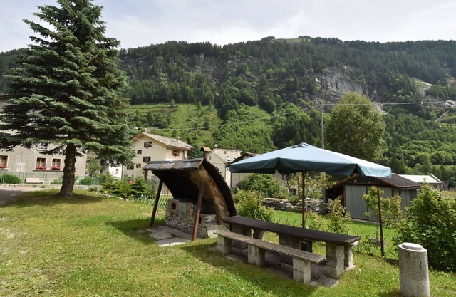 Lovely apartment for 5 guests with WIFI, TV, terrace and pets allowed