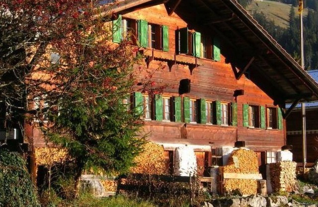Lovely apartment for 5 people with WIFI, balcony and parking