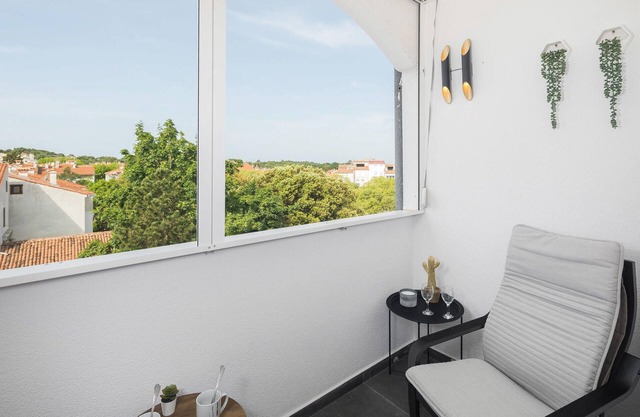 Lovely apartment in Cervar Porat