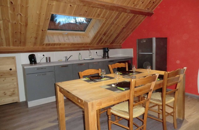 Lovely attic apartment with mountain views