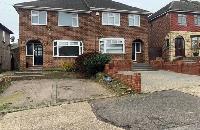 Lovely Contractor/Family House London