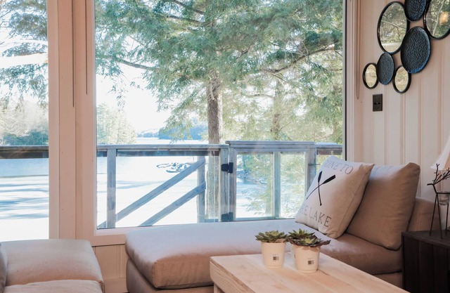 Lovely Cottage with Amazing Views!