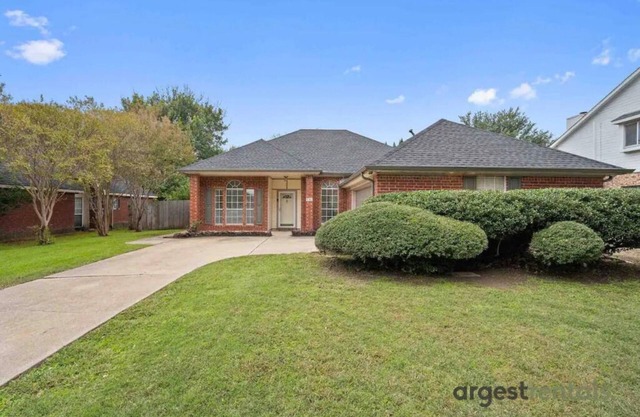 Lovely Family Home | Garage | Patio | Pet Friendly