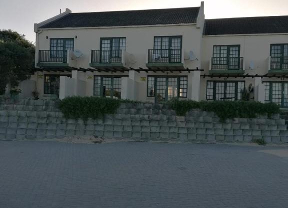 Lovely Family Seaview Apartment