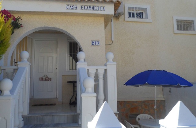 Lovely Gran Alacant 3 storey south facing town house near Carabassi beach