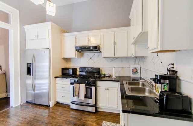Lovely historic home 3 blocks to the French Quarter