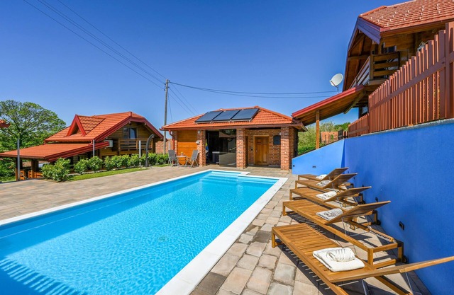 Lovely home in Vinogradi Ludbreski