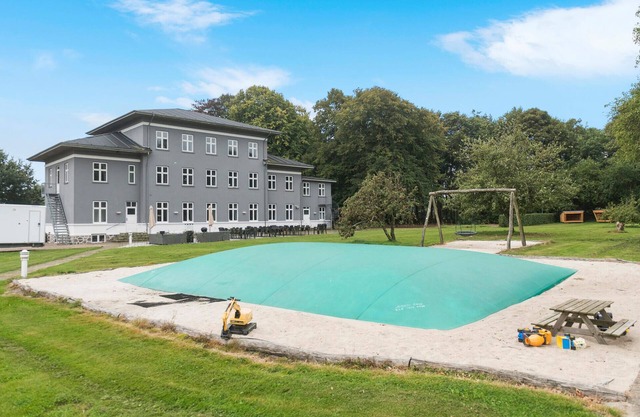 Lovely home in Brørup with WiFi