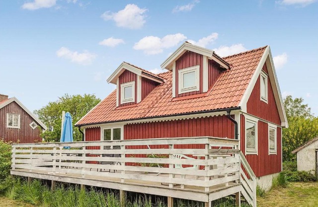 Lovely Home In Degerhamn With Kitchen