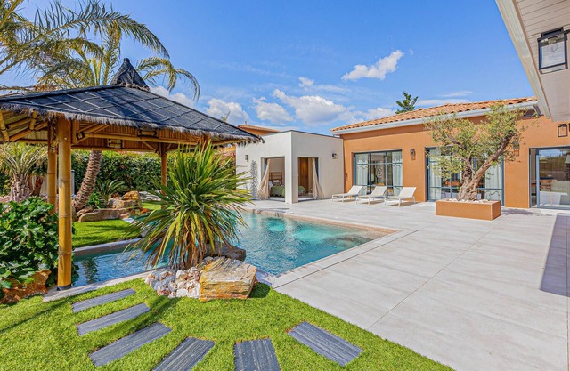 Lovely home in PUIMISSON