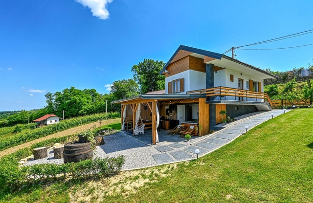 Lovely home in Sveti Urban with sauna