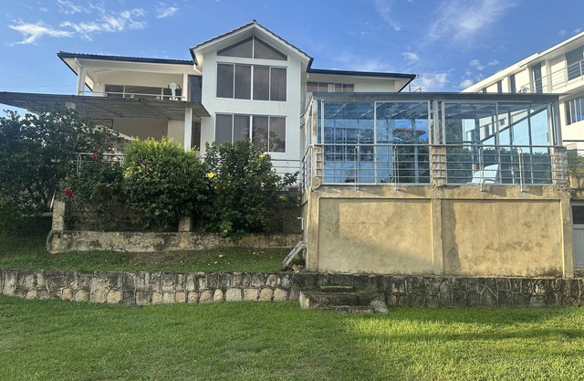 Lovely house in the country 45 km from Bogota airport