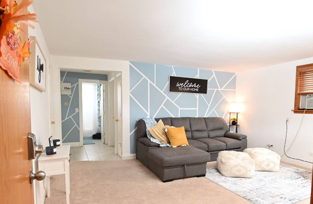 Lovely One Bedroom Modern Condo