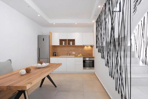 Lovely Santorini Villa 3 Bedrooms Villa Petra Private Pool & Outdoor Dining Area Exo Gialos