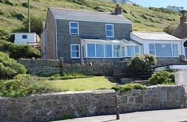 Lovely Seaside Holiday Cottage In Sennen Cove Cornwall, Fantastic Location