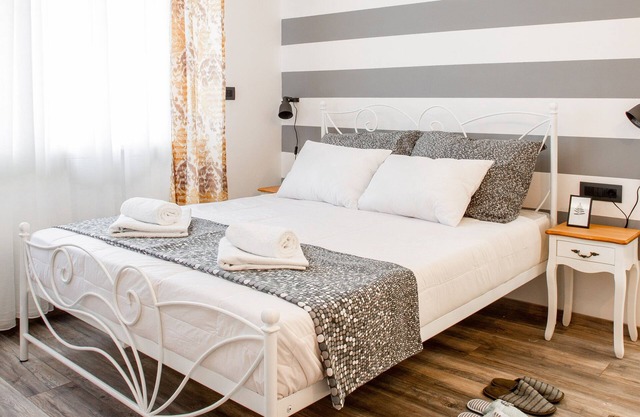 Lovely studio in the heart of Zemun - Bohemian and Historical part of Belgrade.