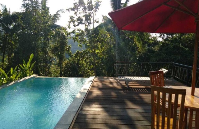 Lovely Sunrise with beds room and pool and Amazing view and surround