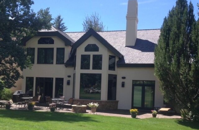 Lovely Winter Getaway ~ Walk To The Ski Lift ~ The Ideal Vacation Home!