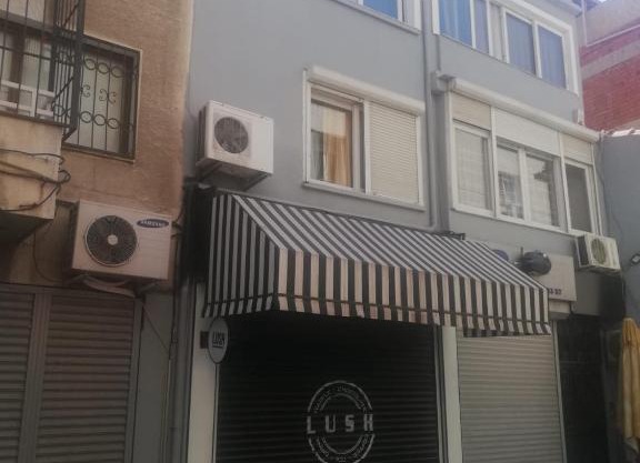 Low Cost, Inferior, Usefull Flat in City Centre Alsancak