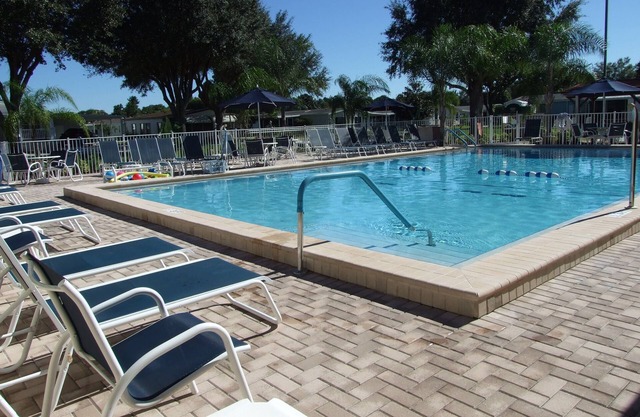 Low Cost Vacation/Holiday Home Near Golf Courses, Disney Orlando and Tampa
