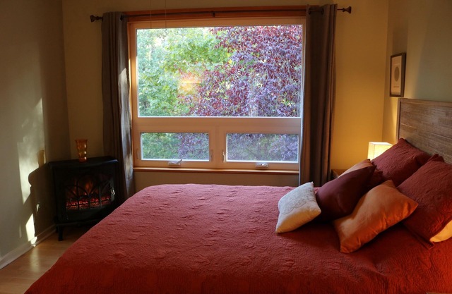 Low season: Monthly off-season rental of whole house comprised of 3 suites