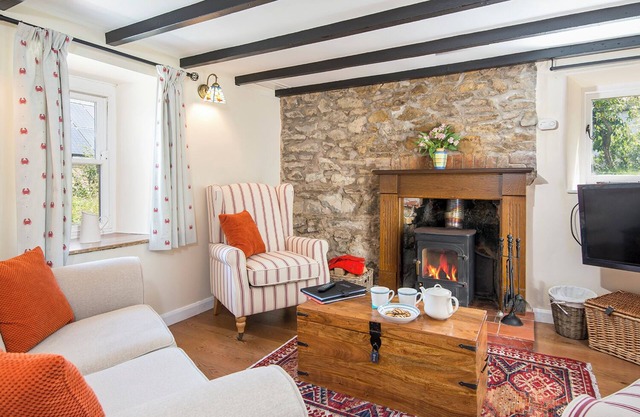 Lower Lochvane, Holiday Cottage Lochvane, nr Solva, Sleeps 4, 2 bedrooms, bathrooms