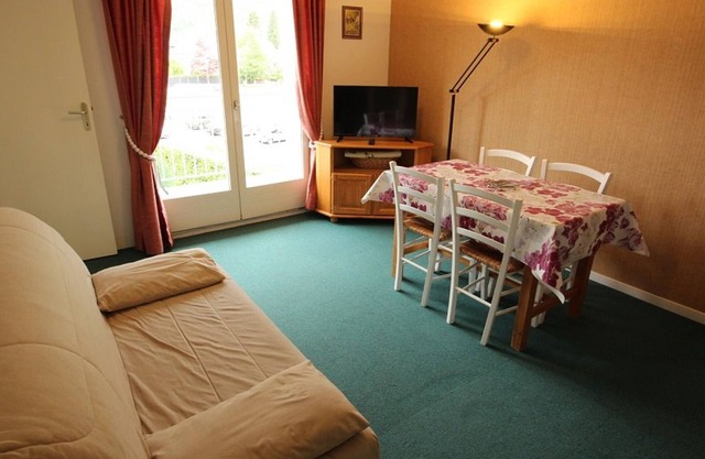 Luchon - 1-bedroom apartment for 4 with balcony and parking