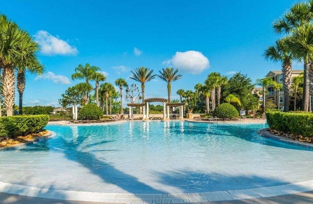 Lucky Seven - Seven Bedroom House, Sleeps 17