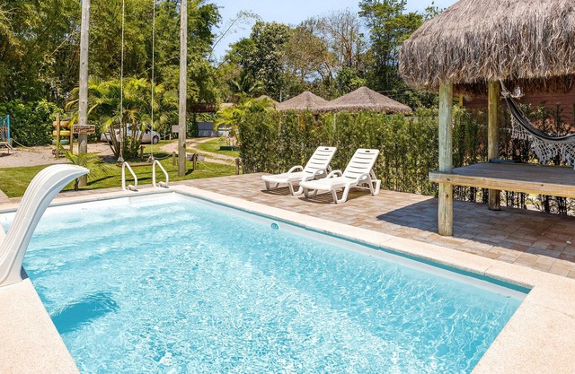 LUGA Tucano Cabin - Pool & Gourmet Area