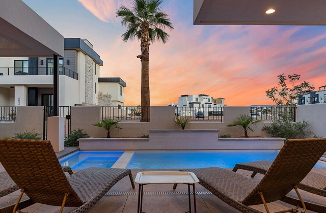 Lula Bay Lagoon House: Private Pool + Near Lagoon