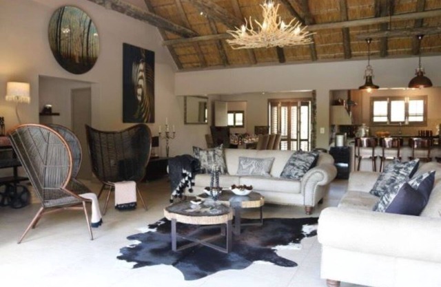 Luvivane Luxury Villa in Marloth Park, close to the Kruger national Park
