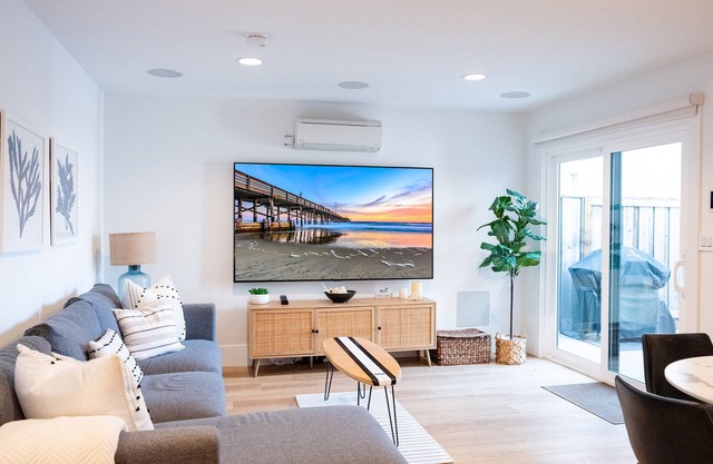 Lux Beach Home w/Harbor View - Steps to Ocean Sand & Newport Pier